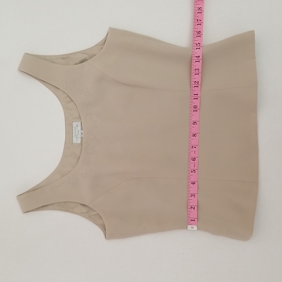 Sleeveless top, size 6P - Picture 10 of 13